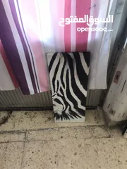  3 لوحات فنية عدد 5 بحالة ممتازة