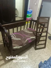  1 موجود تخت اطفال بعدو جديد