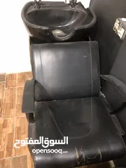  4 كراسي حلاقة وكالة + مغسلة شعر