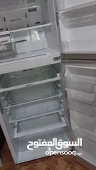  2 ثلاجة LG لون ابيض بحالة الوكالة