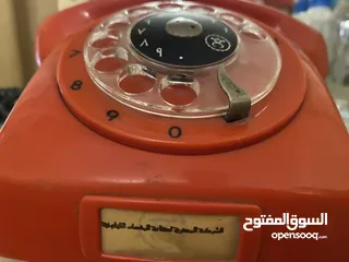  1 ‏أنتيك تلفون أحمر من 1983 هو أنت وليس للاستخدام في الاتصالات