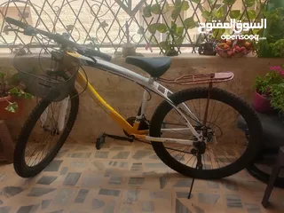  6 دراجه هوائيه نوع ترايوبلاد  .. مميزه كبيره تناسب الاعمار والاحجام الكبيره والاشخاص  طوال القامه .  د