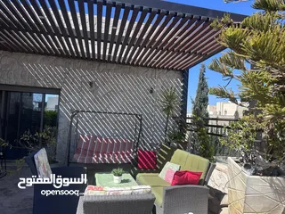  3 شقه فاخره  200 متر +روف وتراس 110 ديكورات فاخره وجاهزه للسكن