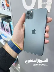  8 IPHONE 11 PRO MAX ( 256GB ) //// ايفون 11 برو ماكس ذاكرة 256 مستعمل وكاله