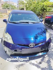  2 تويوتا بريوس هايبرد 2012 بحالة ممتازة