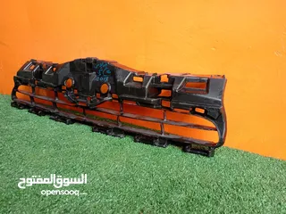 3 شبك / شل علوي طمبون امامي تويوتا بريوس سي 2016/2017 وارد اليابان  مستعمل اصلي بحالة ممتازه