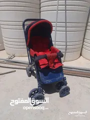  7 كوت طفل + حمالة طفل شبه جداد و نظاف و لم يتم استعمالهم إلّا مرتين و عرباية طفل مستعملة جيدة جداً