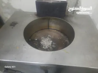  7 عده مطعم  ماكنه حمص ومجلى وصاج فلافل وجره فول ستيل