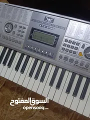  1 بيانو كهربائي ممتاز مع اصوات وايقاعات