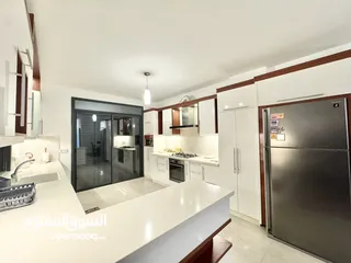  11 شقة للإيجار في عين منجد