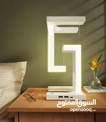  2 • "اهرب من زحمة الأسلاك! اباجورة وشاحن وايرلس، التصميم العصري اللي هيخلي مكتبك أو أوضتك شيك وأنت بتش