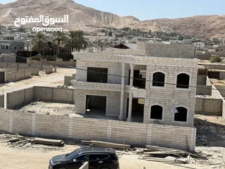  5 اغتنم الفرصة وتملك فيلا عظم باريحا وشطب حسب رغبتك