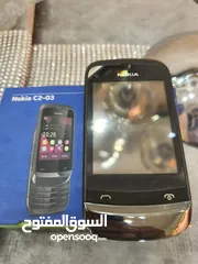 14 اجهزة مخزنة قديمة بالكرتونة لم تستخدم نهائيا مع كامل اغراضهم Samsung وNokia وmotorolla وغيرهم