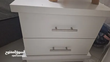  2 سرير  نظيف جدا للبيع