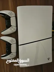  3 بلايستيشن فايف سلم مستعمل مع ايدتين (Playstation 5 slim used) PS5 Slim Cd