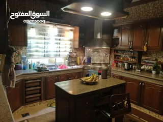  1 فيلا مميزه للبيع شارع الكرامه البتراوي