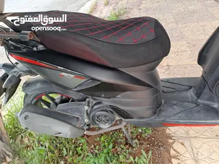  4 سكوتر ابريليا للبيع