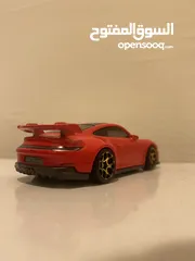  12 سبع سيارات  HOTWHEELS للبيع