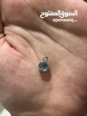  3 Swarovski Necklace hanger original only for 15 JD