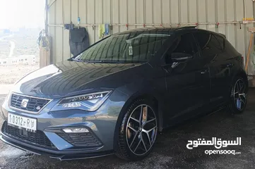  3 سيات ليون 2020للبيع رام الله