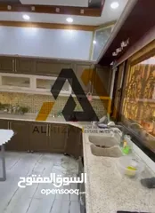  2 منزل مؤثث للايجار حي صنعاء 300 متر مؤثث بالكامل