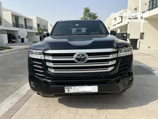  2 Land Cruiser 300 Twin Turbo