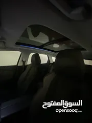  11 جيب بيجو 3008 لون اسود ( بيع بسبب السفر)