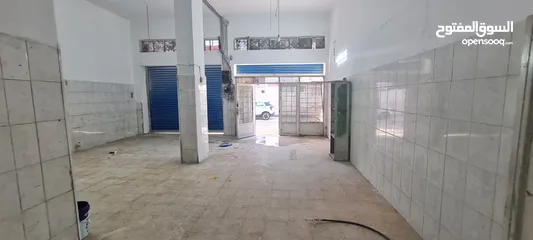  8 مخازن و محلات للإيجار