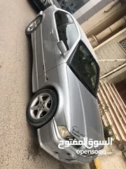  4 فروج كومبكت