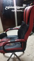  3 كرسي جيمنغ أحمر مستعمل بحالة جيدة