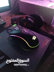  3 ماوس REDRAGON COBRA FPS معروفه استعمال خفيف اخت الجديد للبيع مع سماعه هايبر اكس كلاود 2 سلك