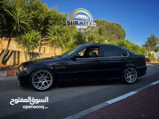 22 BMW E46 2002