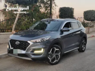  7 هونداي توسان فحص نخب ترخيص 19 وعداد أصلي 85000كم فقطططط