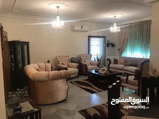  14 شقة مميزة 3 غرف نوم مفروشة بالكامل منطقة مخدومة مع اطلالة رائعة في اجمل مناطق تلاع العلي خلدا