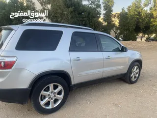  12 سيارة GMC اكاديا 2009 KM:270k