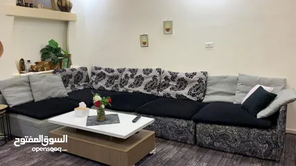  4 طقم كنب فخم تفصيل رائع بحاله الوكاله