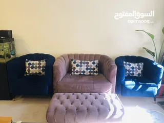  1 طقم جلوس (كنب) انتريه بحالة ممتازة للبيع