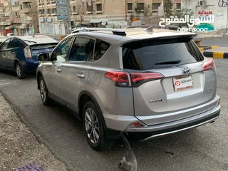  7 Rav4 limited hybrid 2017