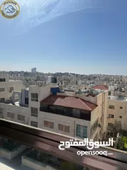  2 شقة مميزة للبيع في الجاردنز طابق ثالث 200م تشطيب سوبر ديلوكس بسعر مغري