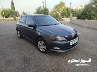  8 سكودا فابيا 2018 جير عادي متور 1000 تيربو بنزين قطارة بنزين كل 100 كيلو 50شيكل تقريباً