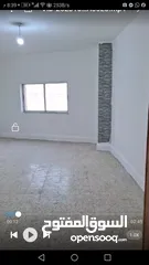  8 بيت للإيجار