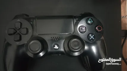  3 ps4 500GB + اكونت عليه العاب