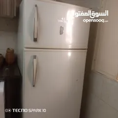  9 ثلاجه بحاله ممتازه تبريد هواء عمرها ماتصلحت للبيع موجوده بالهاشمي الشمالي