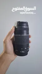  1 عدسة كانون 75-300 وعدسة كانون yongnuo 50 فتحة 1.8 اسعار + 2 هود فتحة 52. الاسعار فيها مجال