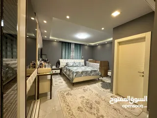  3 شقه قدس للبيع بسبب السفر