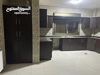  20 شقة طابقية (طابق رابع) 185 متر للبيع مادبا - حنينا  صالون وترس واسع