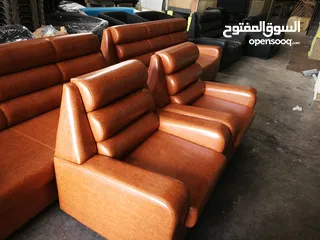  14 طقم كنب اربع مقاعد جلد فخم جدا مع امكانيه التحكم بالالوان