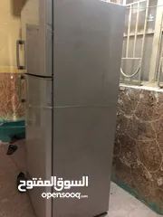  1 ثلاجه نظيفه