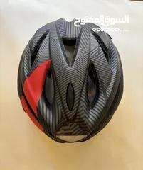  12 خوذات خفيفة للدراجات و التزلج Light helmets for bicycling and roller skating