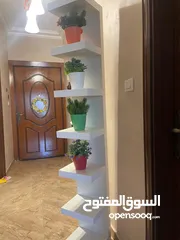  3 ستاند خشب فخم من ايكيا